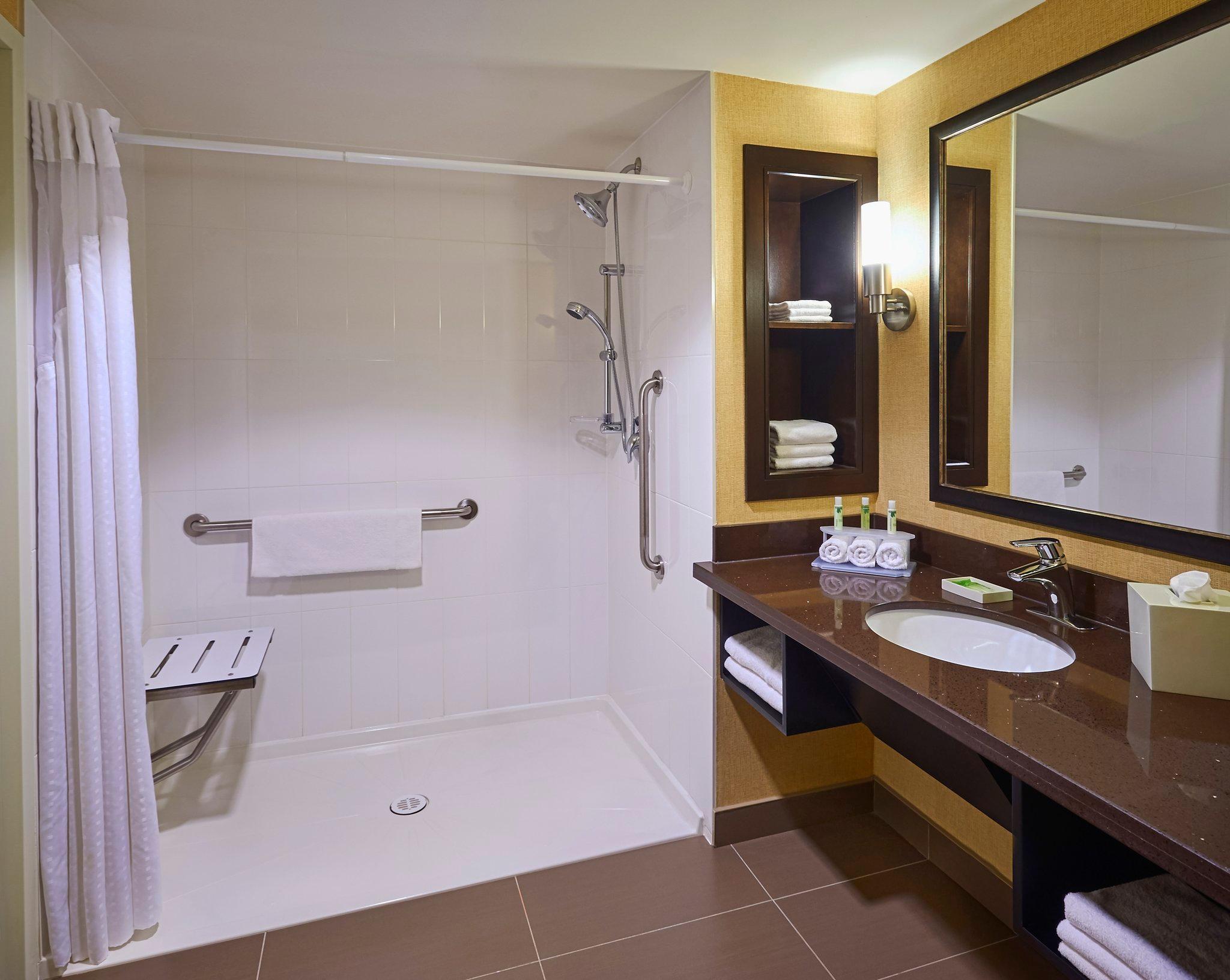 Holiday Inn Express And Suites Timmins By Ihg Eksteriør billede