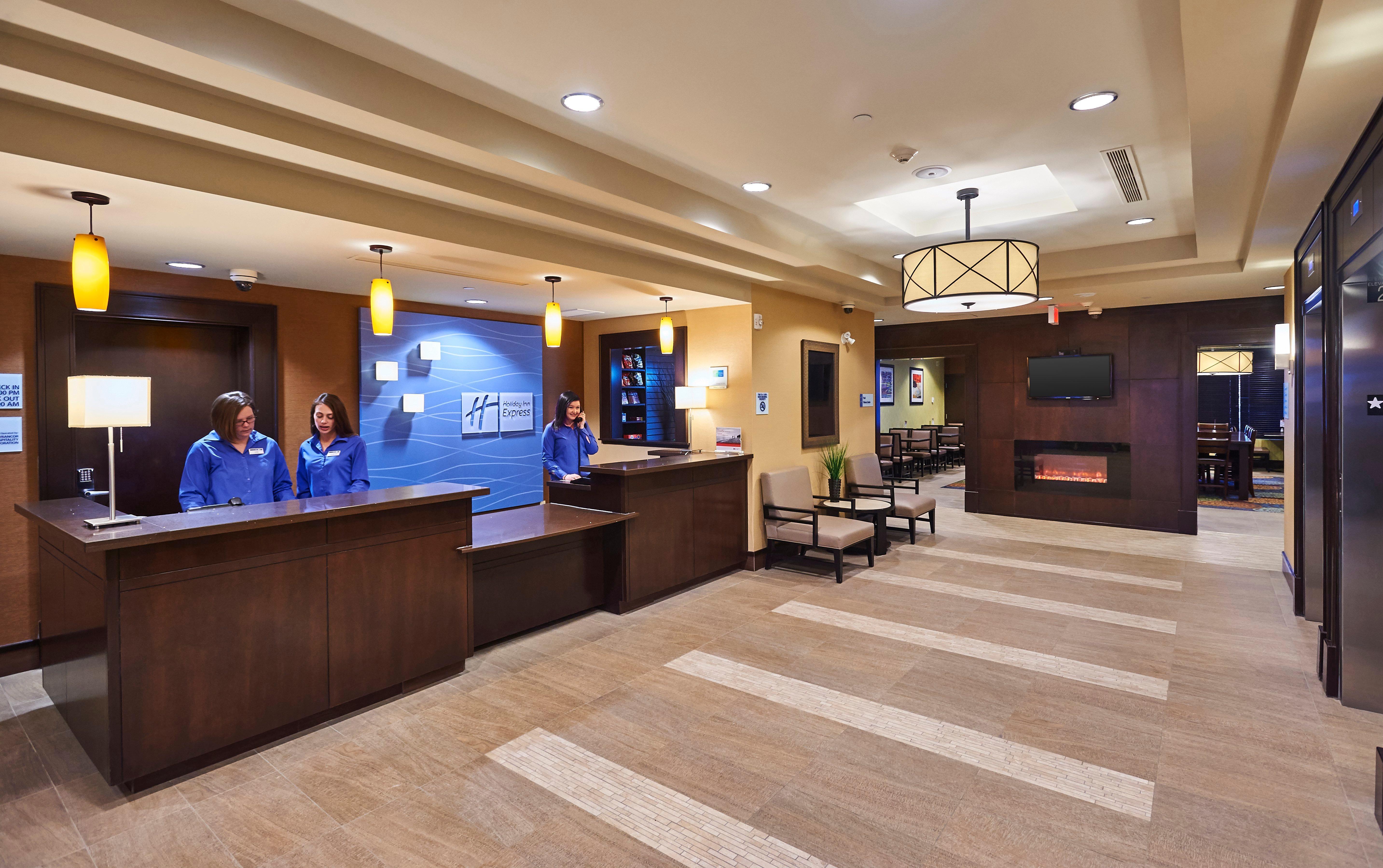 Holiday Inn Express And Suites Timmins By Ihg Eksteriør billede