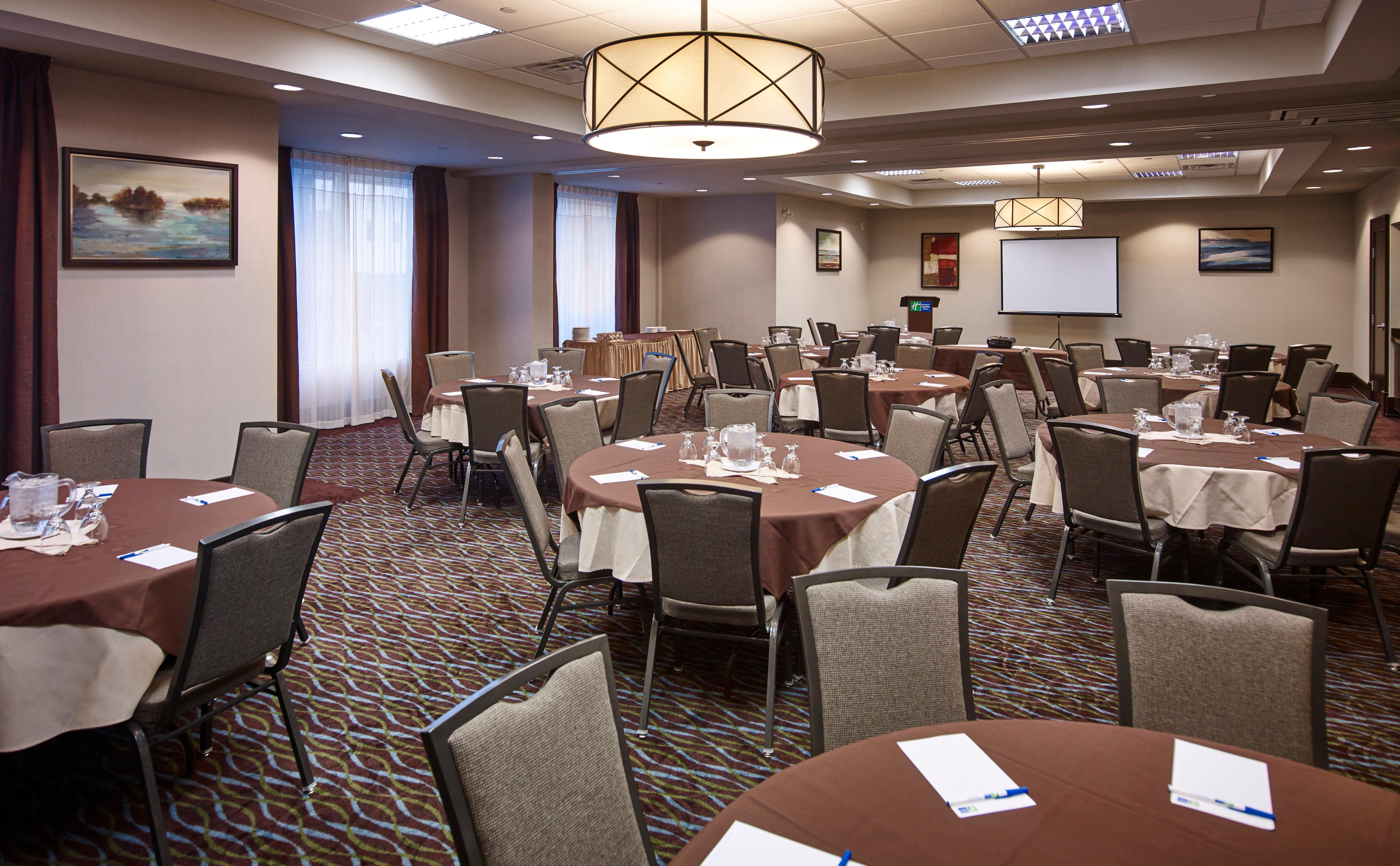 Holiday Inn Express And Suites Timmins By Ihg Eksteriør billede
