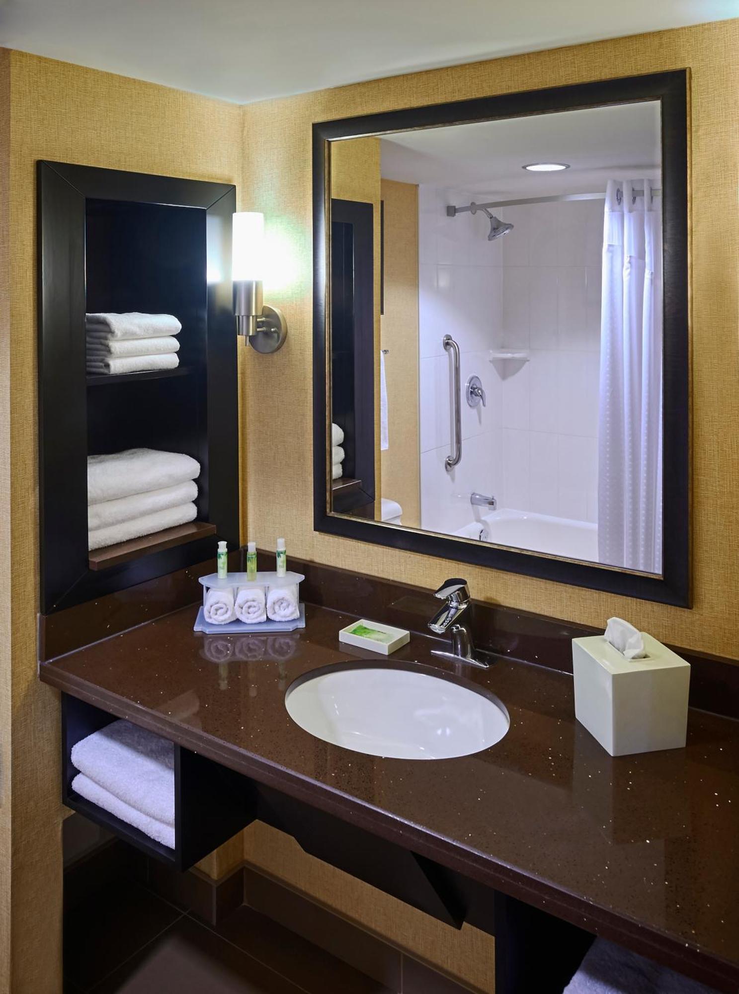 Holiday Inn Express And Suites Timmins By Ihg Eksteriør billede